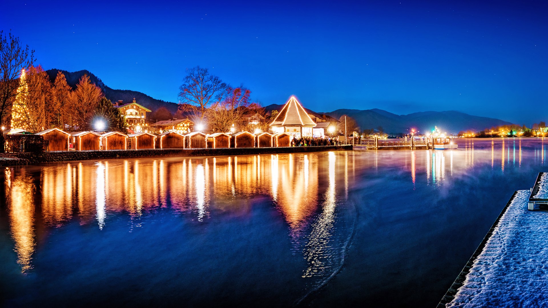 Rückblick auf den Adventszauber am Tegernsee 2024, © Der Tegernsee, Stefan Schiefer