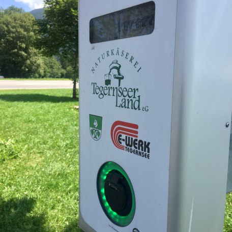 Ladestation für E-Auto an der Naturkäserei Kreuth, © Naturkäserei Tegernseer Land