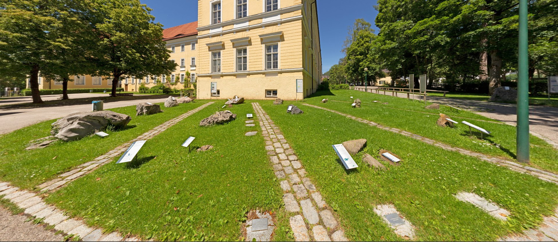 gesteinsgarten-pano-sued, © Erdgeschichte-tegernsee.de