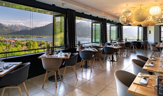 AlpenbrasserieGesamt_DAS TEGERNSEE, © Hotel DAS TEGERNSEE