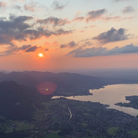 Der Tegernsee .Sonnenuntergang vom Wallberg aus,, © Fotos Christine Stadler