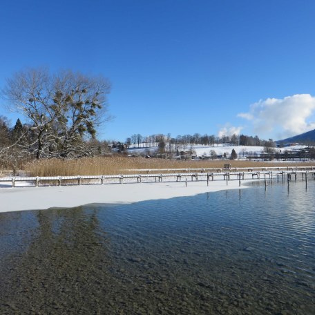 Blick auf Steege im Strandbad Kaltenbrunn, © im-web.de/ Tourist-Information Gmund am Tegernsee