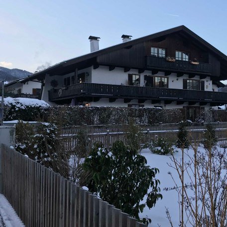 Haus Ringberg im Winter, © Alpen Suite Abwinkl