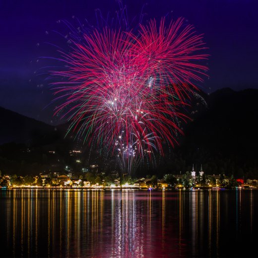 Feuerwerk beim Seefest der Stadt Tegernsee, © Christoph Schempershofe